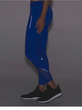 Lululemon Inspire Tight II - Cerulean Blue - 6